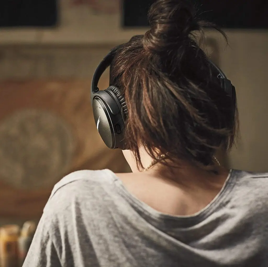 Bose QuietComfort 35 II wireless connectivity